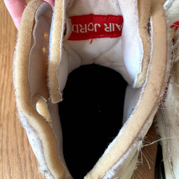 NIKE AIR JORDAN V 5 RETRO SP X OFF-WHITE SAIL MUSLIN FIRE RED BLACK SNEAKERS 9 - Picture 11 of 14